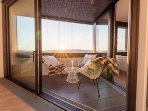 Interior - Skyflats Hills View by Interhome (Vienna)