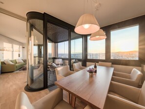 Dining - Skyflats Hills View by Interhome (Vienna)