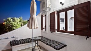 Unclassified image, 3 of 56, button - Wohnung mit Gartenblick, Kreta, Ierapetra by Interhome (Anatoli)