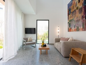 TV - Nisi Living Concept - Symi Villa by Interhome (Ialyssos)