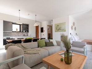 TV - Nisi Living Concept - Kos Villa by Interhome (Ialyssos)