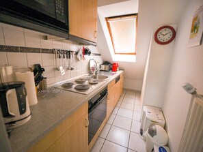 Fridge, microwave, oven, dishwasher - mit Terrasse by Interhome (Greetsiel)