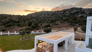 Outdoor dining - Villa Elaia by Interhome (Kolympia)