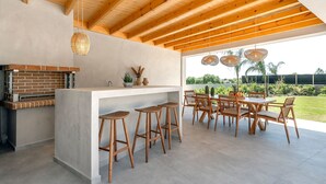 Outdoor dining - Emerald Estate by Interhome (Faliraki)