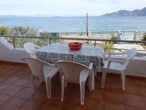 Outdoor dining - Kalloni by Interhome (Kalloni)