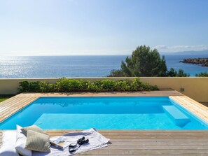 Pool - South Key Villa mit Schwimmbad by Interhome (Pefki)