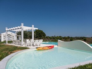 Pool - White Villas BV by Interhome (Douneika)