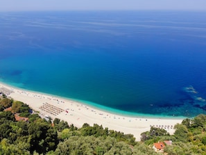 Beach - Anwesen mit eigenem Jacuzzi by Interhome (Aghios Dimitrios)
