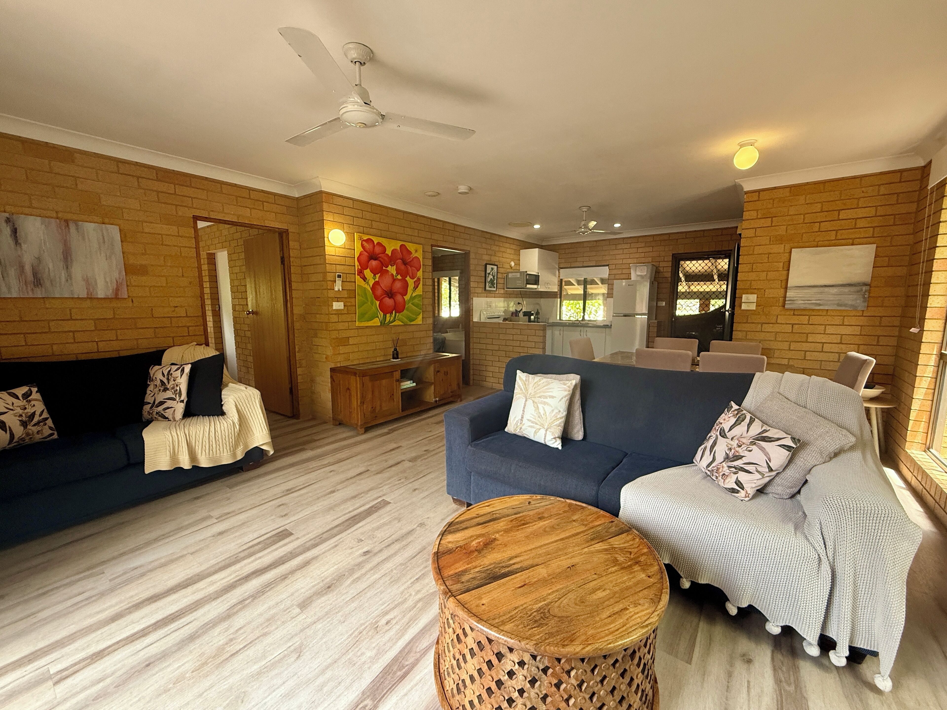 Apartment, Courtyard View | Living area | TV