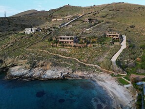 Exterior - Luxuriöse, private Villa mit Meerblick, abgelegener Strand by Interhome (Kea)