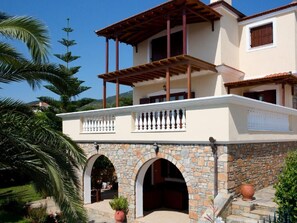 Exterior - Strandvilla 1 Minute vom Meer entfernt by Interhome (Alonnisos)