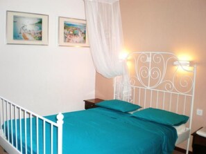 5 bedrooms, internet - Spiti Limnos, idyllisch gelegen im Orangenhain by Interhome (Volissos)