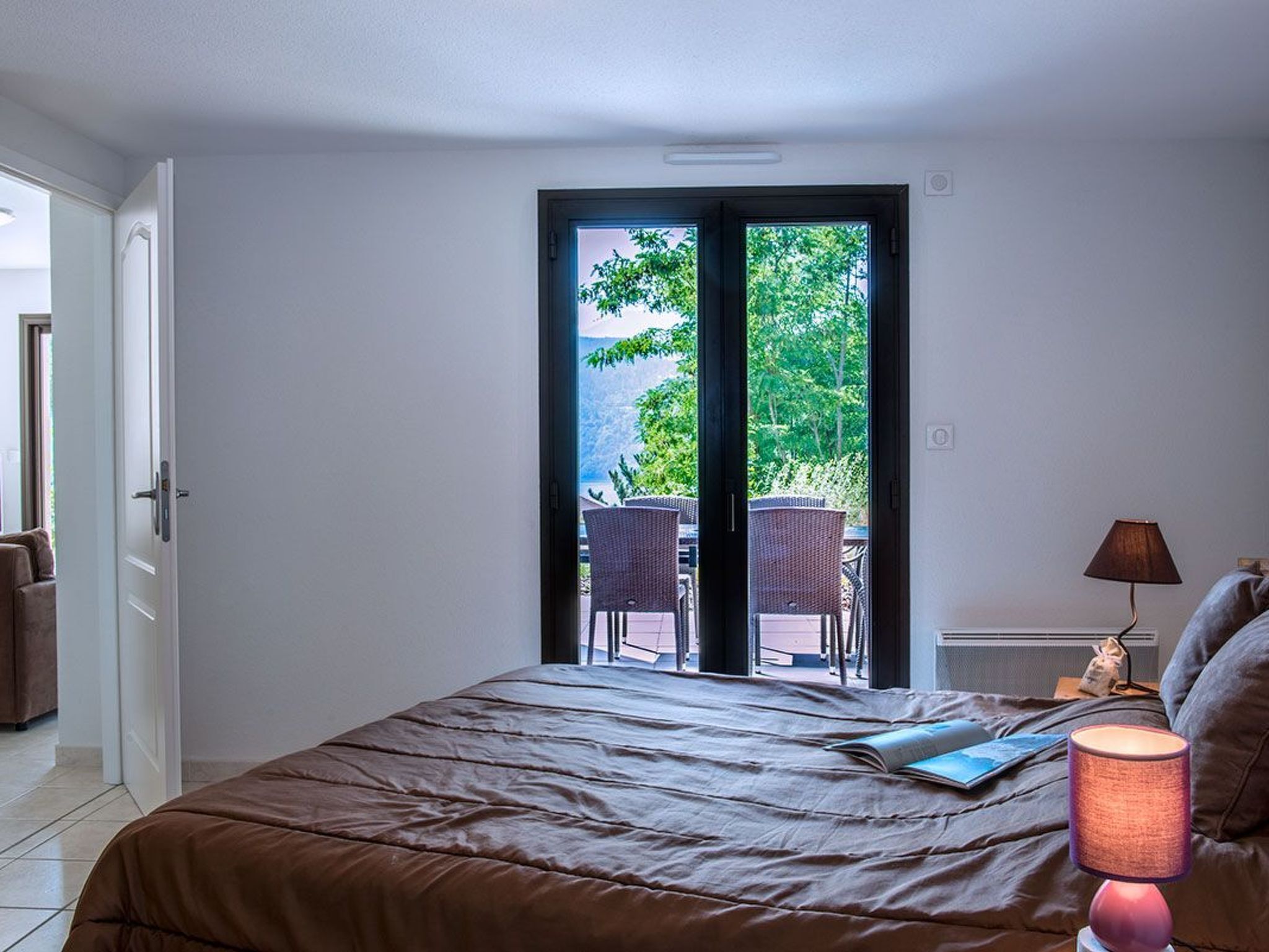 3 bedrooms, Internet