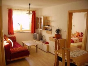 Living area - Apartment Lea by Interhome (Umhausen)