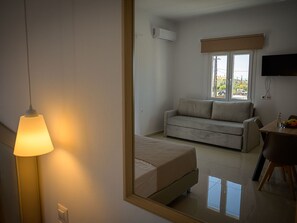 Living area - Sunsea Studios- Bergblick Studio 6 by Interhome (Analipsi-Hersonissos)