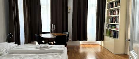 6 bedrooms, Internet