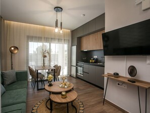TV - Maro Luxus-Villa by Interhome (Kolympia)