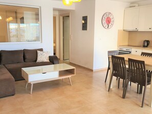 Interior - CELOSIA-Bella Mare Luxus-Wohnungen by Interhome (Matala)
