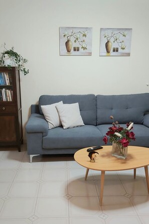 TV - Old town apartment by Interhome (Anatoli)
