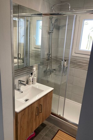 Towels - Zax Meerblick Villen mit Pool und 8 Schlafzimmern dom by Interhome (Anatoli)