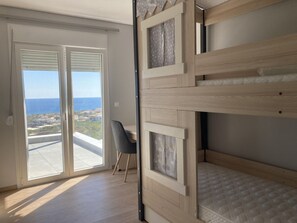 Internet - Zax Meerblick Villen mit Pool und 8 Schlafzimmern dom by Interhome (Anatoli)