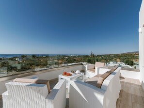 Property grounds - Schöne Villa Oriens in Gennadio by Interhome (Gennadi)