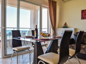 Dining - Charmante Ferienwohnung Rubini 2 by Interhome (Maleme Kriti)
