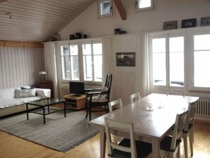 Interior - Helvetia (Heinemann) 4 Bett Wohnung by Interhome (Lauterbrunnen)