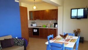 Unclassified image, 3 of 14, button - Gemütliche Ferienwohnung Rubini 4 by Interhome (Maleme Kriti)