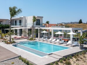 Pool - Villa Korali by Interhome (Soroni)