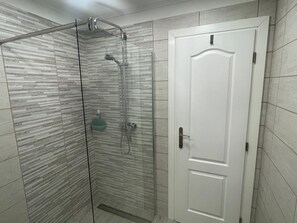 Towels - Istrische Stein Villa Lenny in der Nähe von Porec by Interhome (Dracevac)