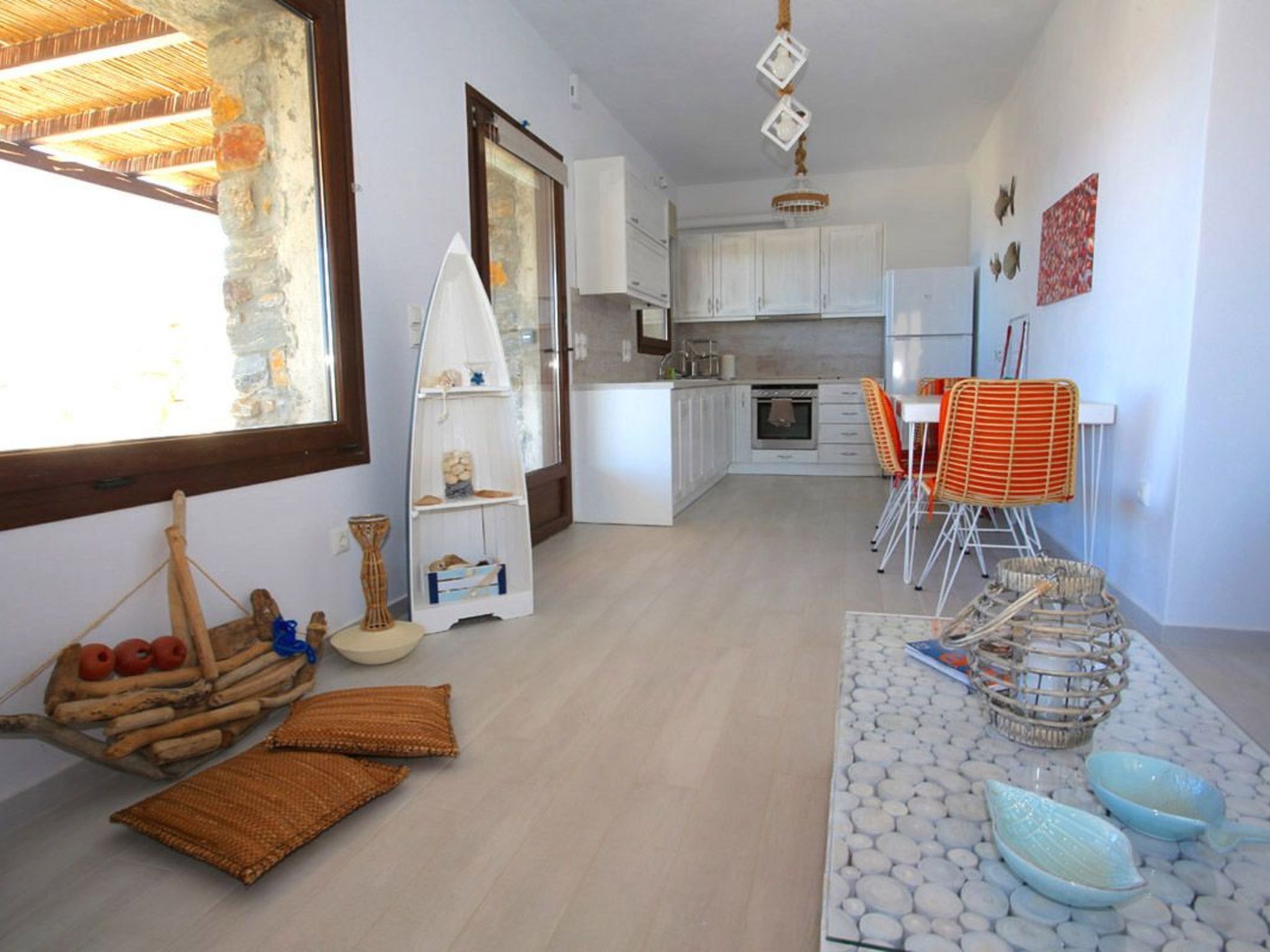 Fridge, oven, dishwasher, cookware/dishes/utensils