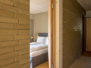 2 bedrooms, Internet - Gästehaus mit See- und Weitblick by Interhome (Salavaux)