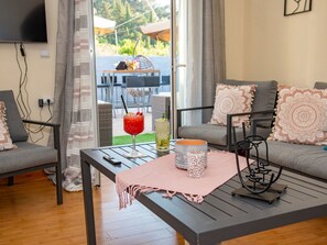 TV - Tolle Villa am Meer in Sidari - perfekt für Familien by Interhome (Afion)