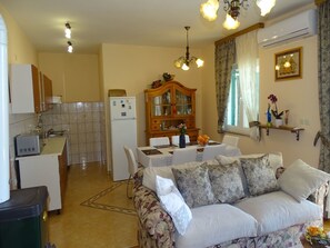 Living area - Appartement Lemi mit Meerblick by Interhome (Krneza)