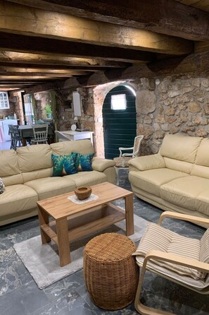 TV - Vacation home Paun by Interhome (Novi Vinodolski/Bribir)