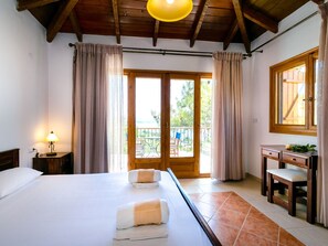Internet - in Thasos mit Garten und Terrasse by Interhome (Limenaria)