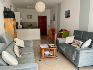 TV, DVD player - MYHIDEAWAY APARTMENT mit kostenlosem WiFi by Interhome (Peyia)