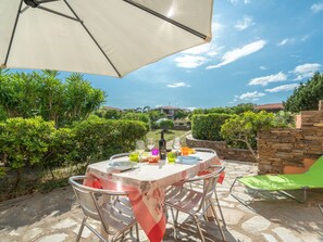 Outdoor dining - Villetta Bilo Janna by Interhome (Olmedo)