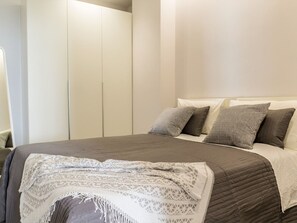 Bedroom - Les Suites Apartment 1 by Interhome (Riposto)