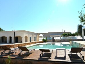 Pool - Villa mit privatem Pool by Interhome (Manduria)