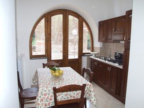 Dining - 'Camelia by Interhome (Sorrento)