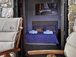 Internet - mit Privatpool für 8 Personen und 2 Kinder in Megas Gialos, Kykladen by Interhome (Syros)