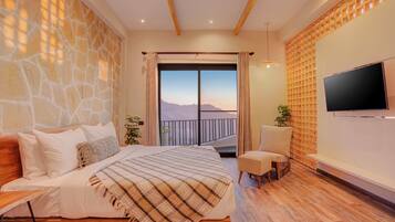 Fer et planche Ă repasser, Wi-Fi, draps fournis