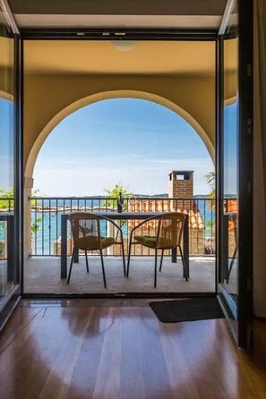 Interior - Wohnung mit Blick auf das Wasser by Interhome (Zadar/Bibinje)