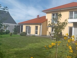Exterior - Luisa klein in Aurich-Tannenhausen by Interhome (Aurich)