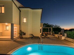 Pool - Villa Cera für 8 Personen in Pula by Interhome (Pula)