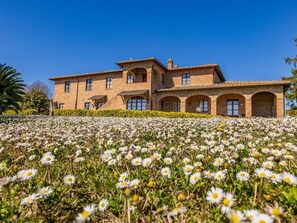 Exterior - Sanguineto' Wohnung mit Schwimmbad by Interhome (Abbadia)