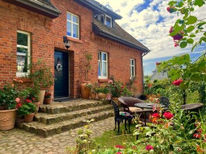 Terrace/patio - Anwesen mit Garten, Grill und Terrasse by Interhome (Mielno)