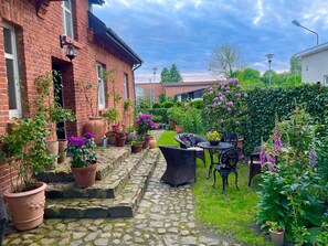 Outdoor dining - Anwesen mit Garten, Grill und Terrasse by Interhome (Mielno)